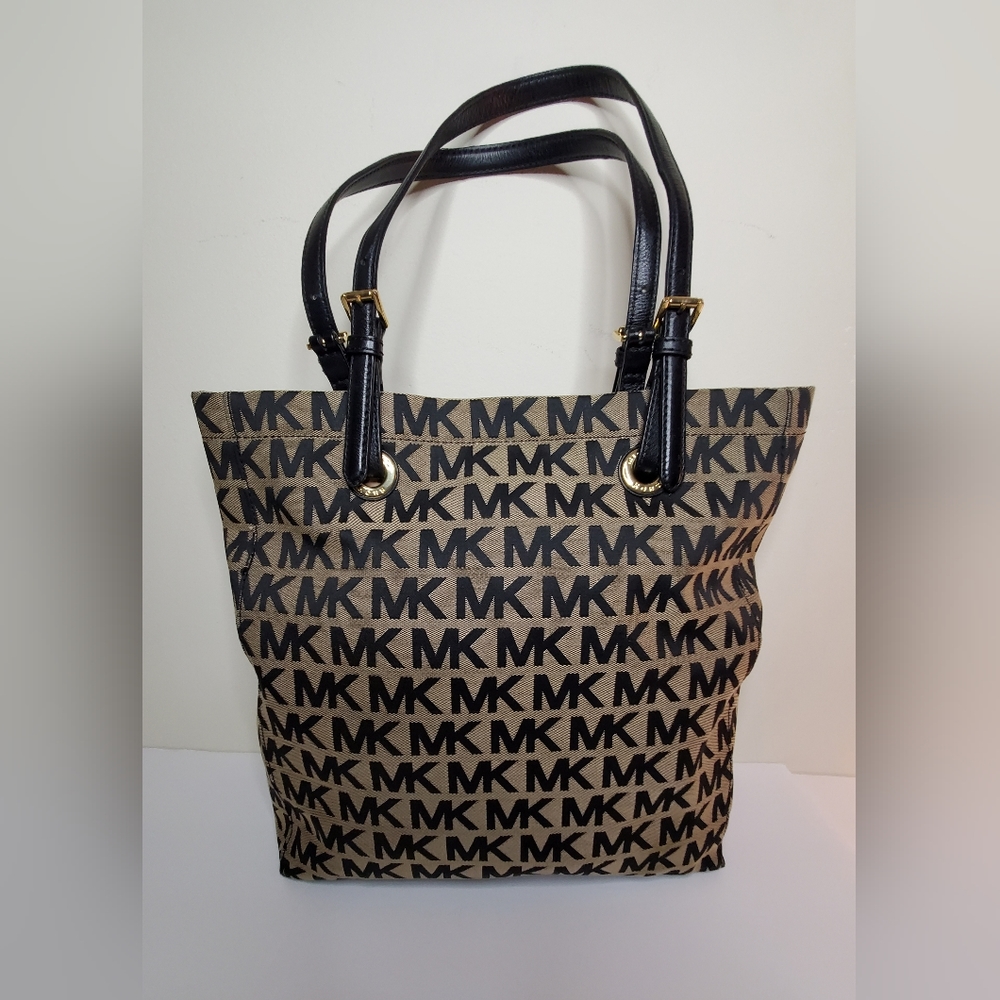 Michael Kors Ladies Jet Set Grab Bag Tote Jacquard Black XL